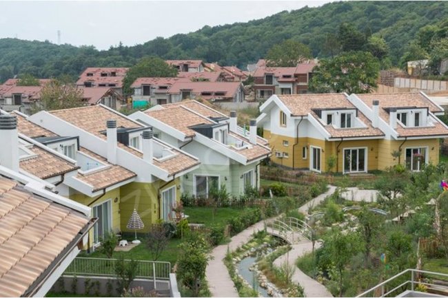 Sarıyer- Zekeriyaköy Mh Gülnar Koru Evleri