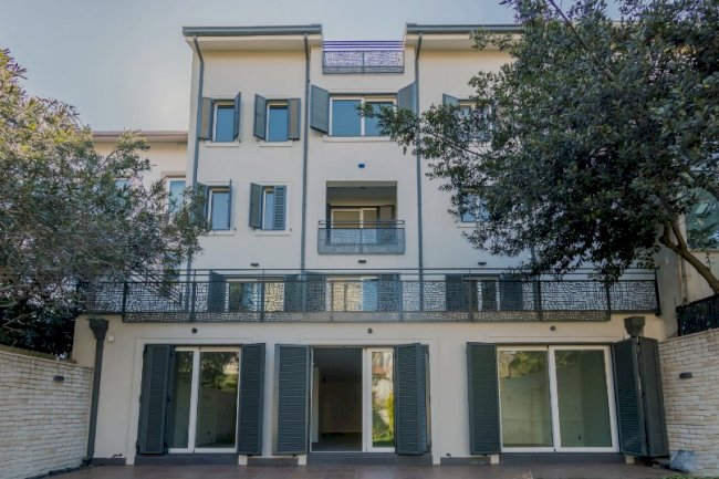 I Had a Valuable Meeting with the Owner of the Villa for Sale in Beşiktaş Levent.