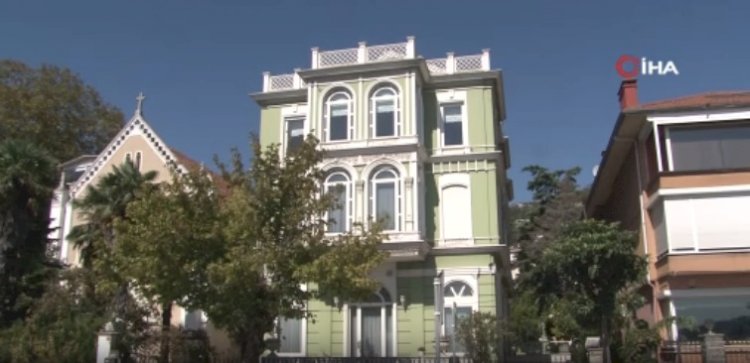 The roadside mansion in Sarıyer was put up for sale at a record price