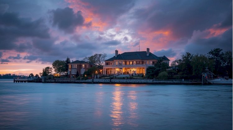 Boğaz’da bulunan 200 yıllık yalı nın satış süreci başladı.